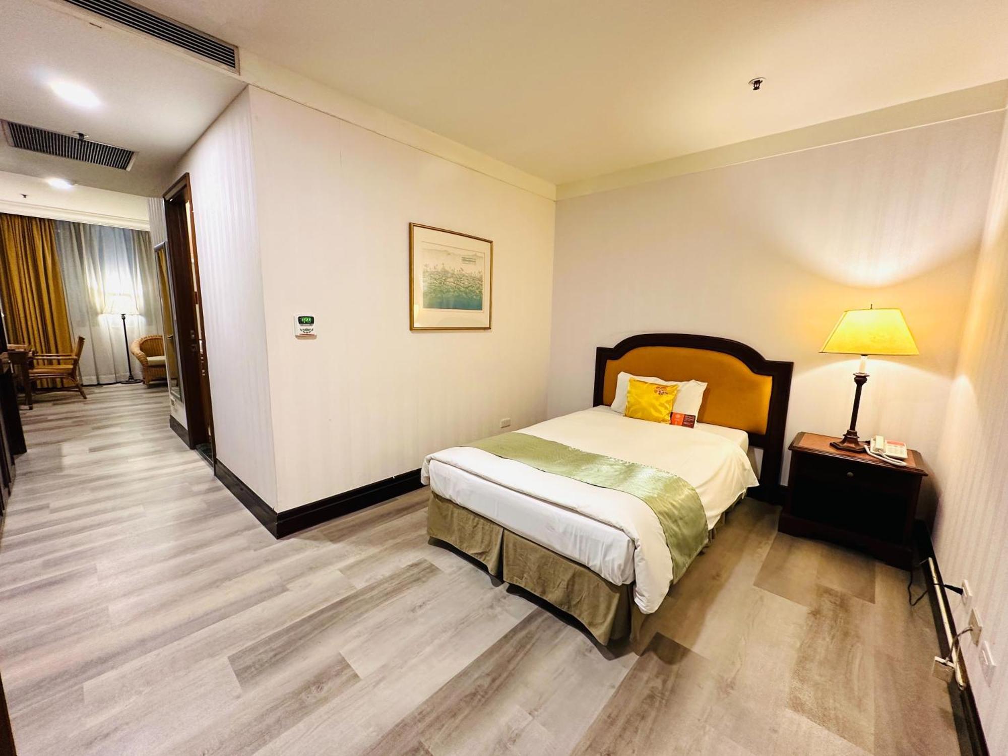 Wei-Yat Grand Hotel Tainan Exterior foto