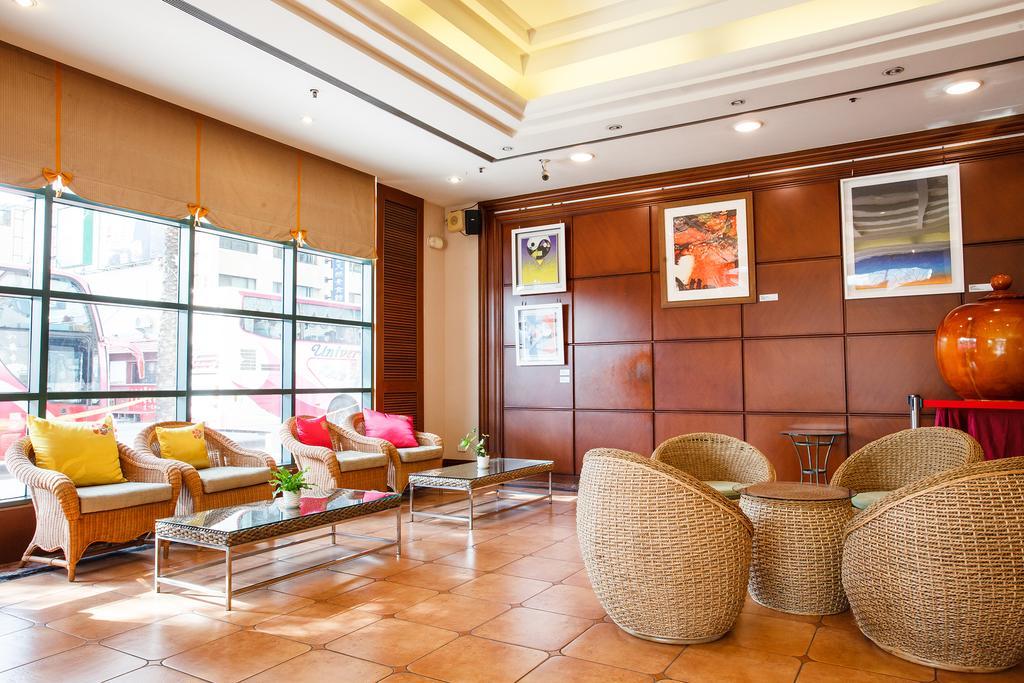 Wei-Yat Grand Hotel Tainan Exterior foto