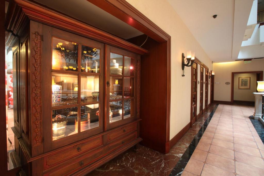 Wei-Yat Grand Hotel Tainan Exterior foto