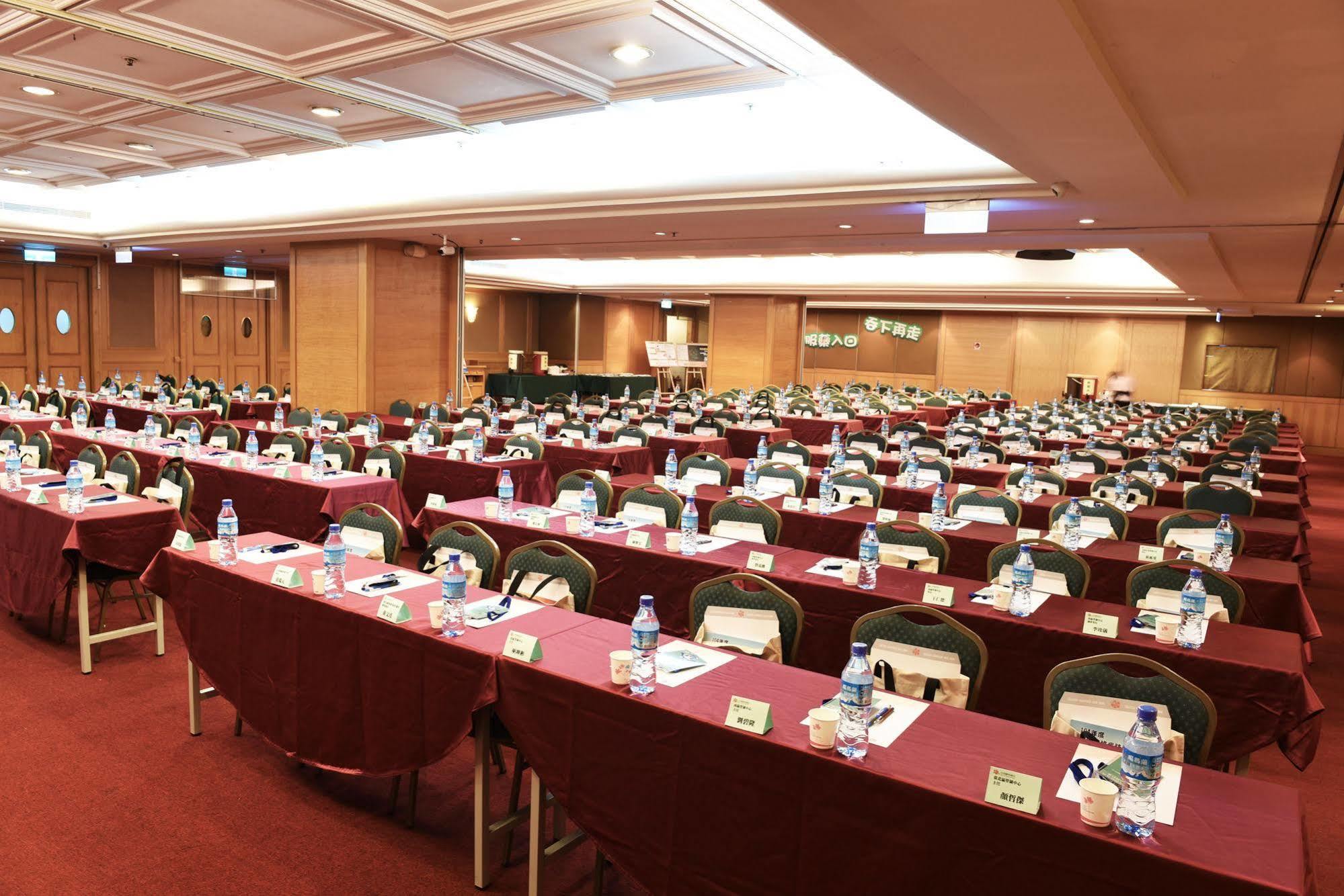 Wei-Yat Grand Hotel Tainan Exterior foto